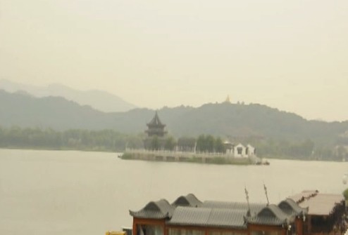 石湖